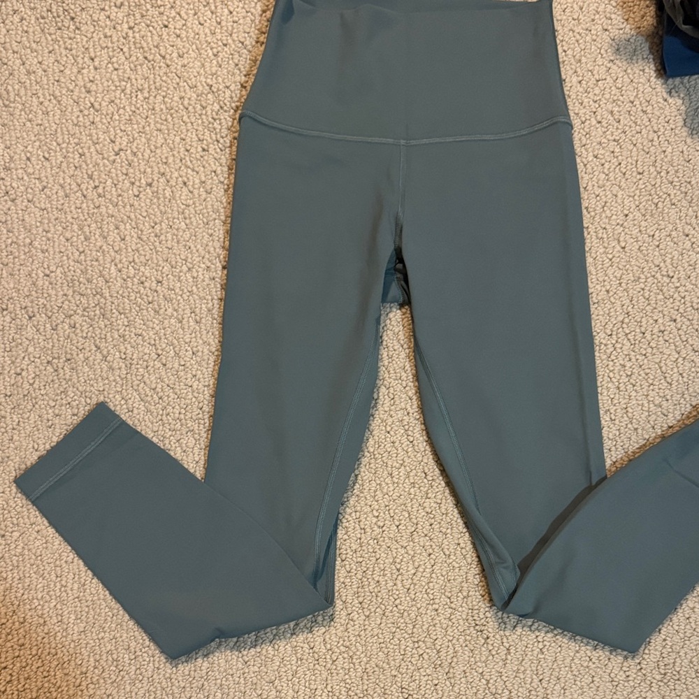 Align 25” size 4 Grey Eucalyptus